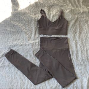 Vitae Apparel Set in Mauve